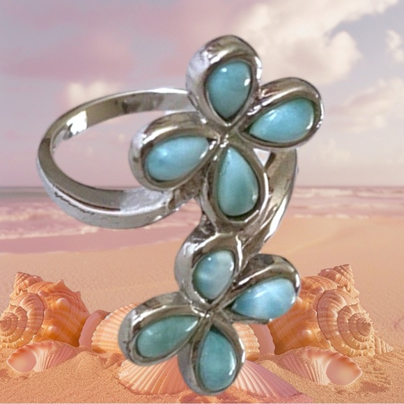 Sterling Silver Genuine Larimar Floral Ring, Size 6. - Picture 2 of 16